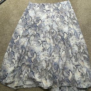 WHBM Skirt 10 Womens A Line Snake Midi Skirt Lined Lightweight Casual Ladies